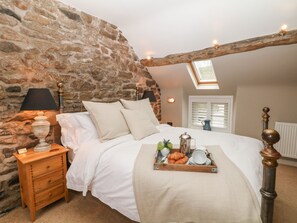 Chaumière | 3 chambres, décor unique, ameublement unique, accès au Wi-Fi (inclus)