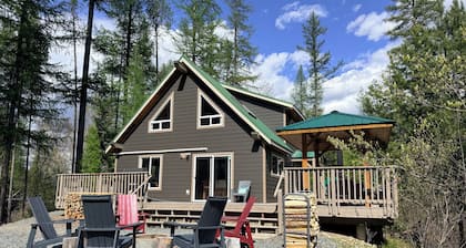 Moyie Lake Cabin