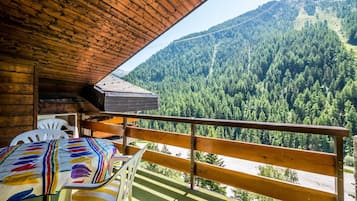 Appartement, 1 lit double | Balcon