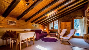 Basic Apartment, 1 Double Bed | Living room - Cozy Apartment in the Centre of Grimentz (Anniviers)