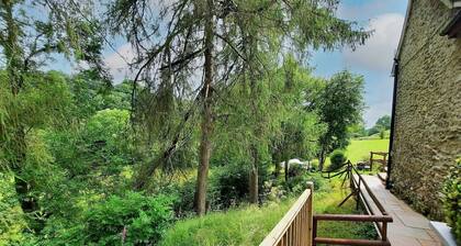 Tynllwyn Holiday Home in Llanrhaeadr Powys