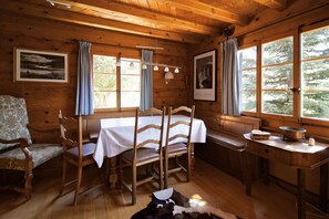 Basic Chalet, Multiple Beds | Bathroom