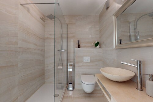 Da-da Gallery Appart - Modern and Luxury Studio in Boudry