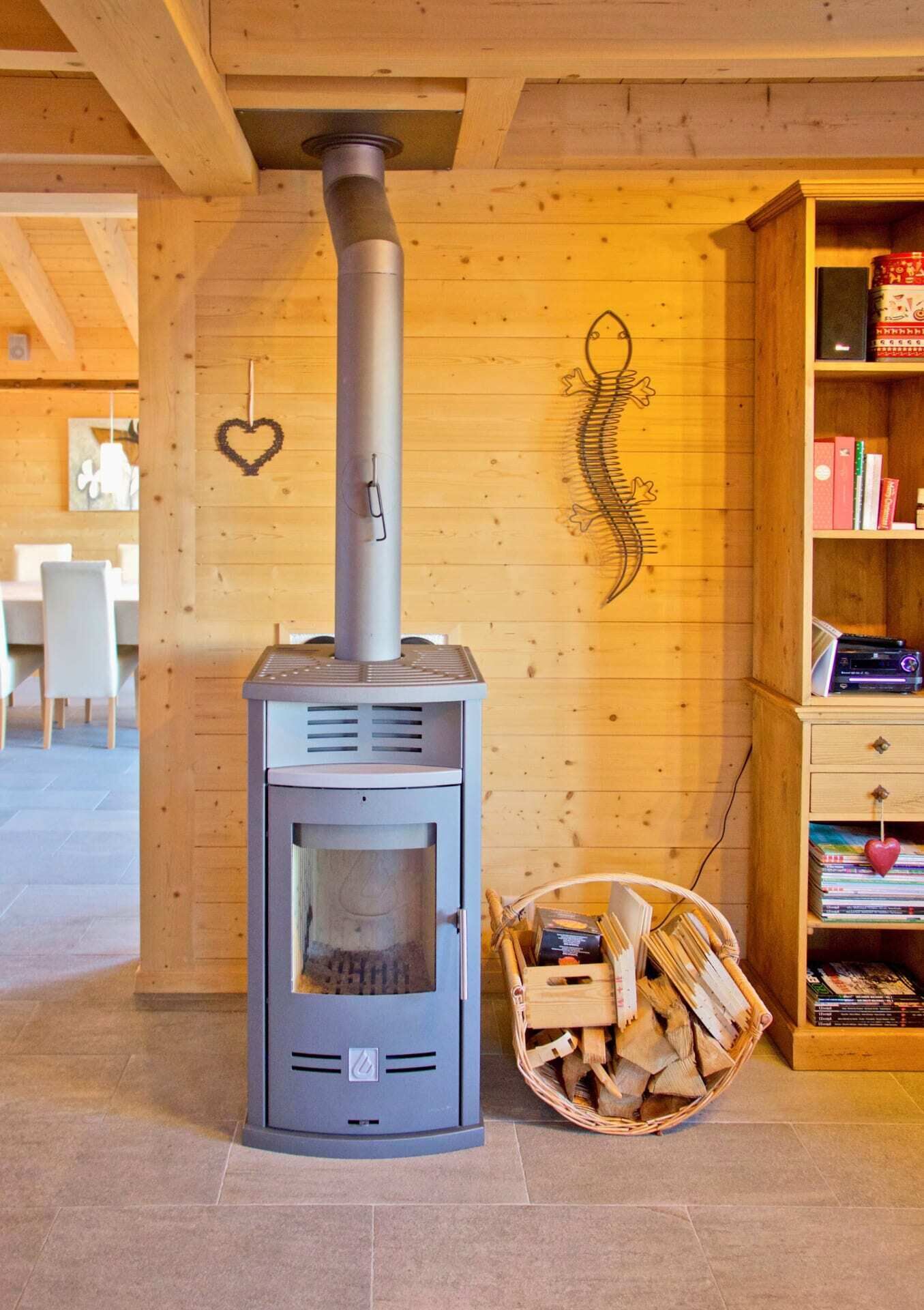 Basic Chalet, Multiple Beds | Interior