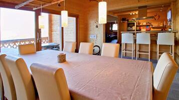 Chalet Basic, Beberapa Tempat Tidur | Tempat makan