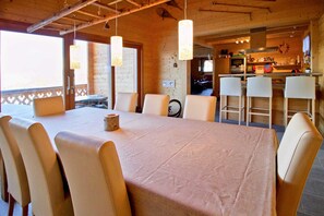 Basic Chalet, Multiple Beds | Dining