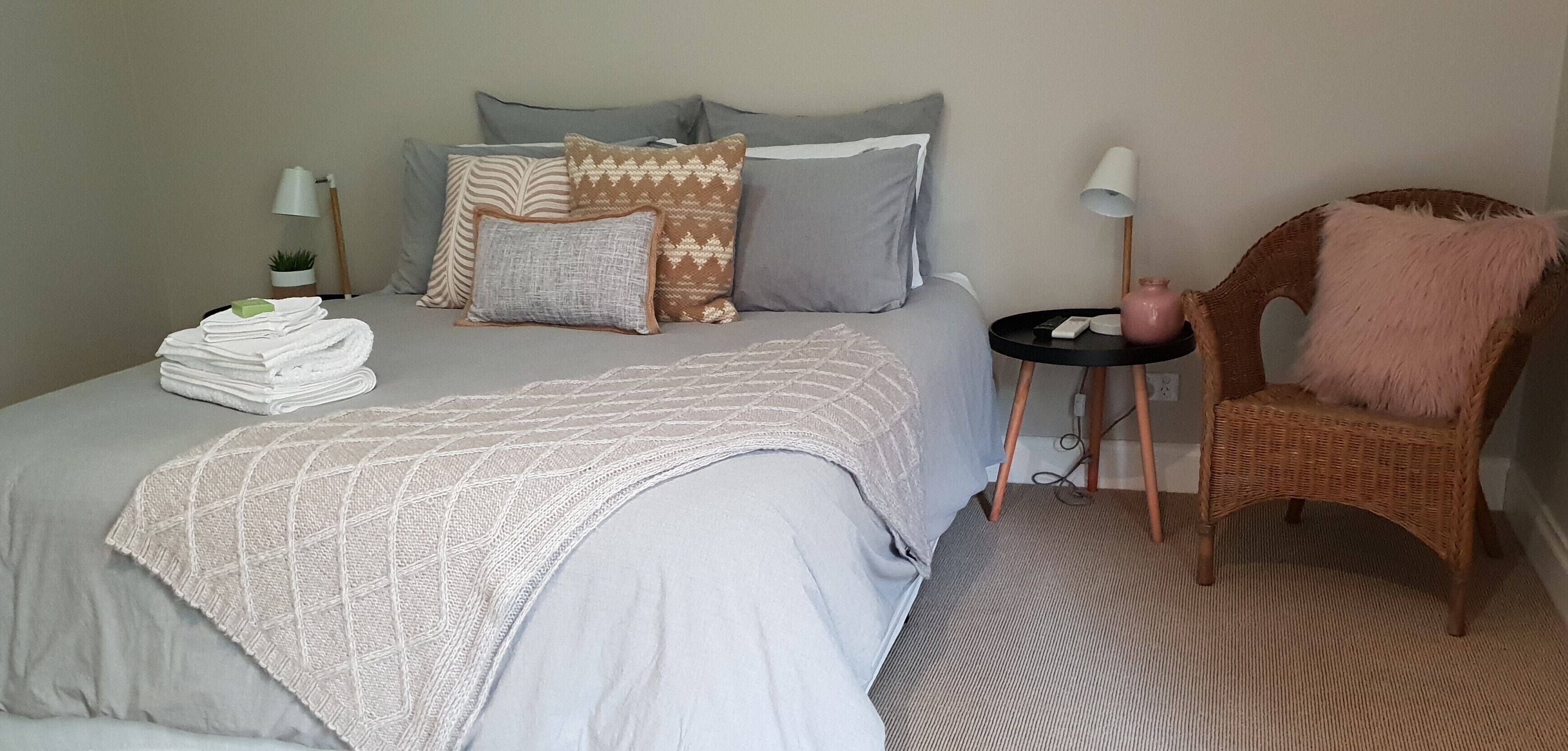 1 bedroom, iron/ironing board, Internet, bed sheets