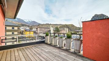 Basic Apartment, Multiple Beds | Property grounds