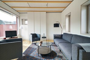 Living room - Cozy Penthouse in the old Town of Sion (Sion)