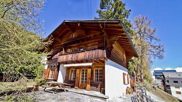 Basic Chalet, Berbilang Katil | Bahagian luar