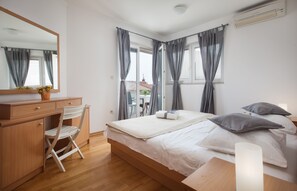 3 Schlafzimmer, Bügeleisen/Bügelbrett, kostenloses WLAN, Bettwäsche