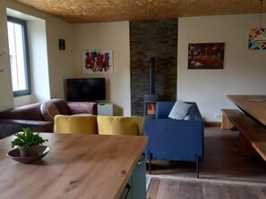 TV - Charming Village House with Shared Heated Pool, Near Attractions, and Private Garden (Le Menoux)