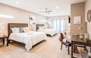 4 habitaciones, tabla de planchar con plancha, cuna de viaje y wifi 