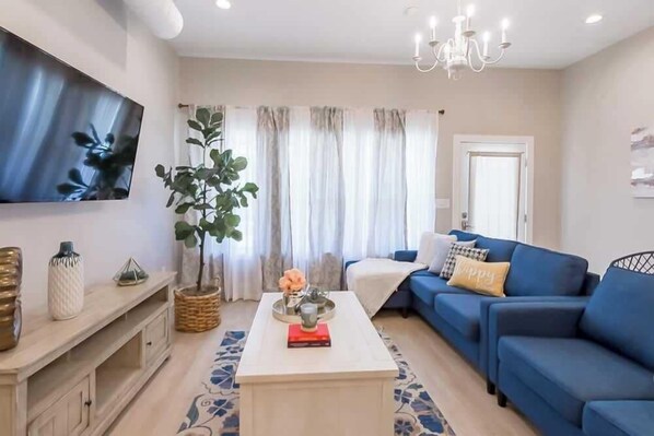 TV, Netflix, streaming services, offices