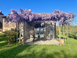 Outdoor dining - I Gergoni - Casa Ghika (Monteleone d’Orvieto)