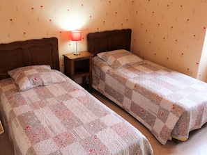 2 bedrooms - House in Dordogne Valley, pets allowed (Cénac-et-Saint-Julien)