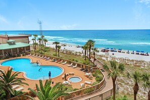 A heated pool - 🌴Beachfront Luxury-XL Balcony-Beachside Pool-Fitness-3BR Hidden Dunes 402🌴 (Panama City Beach)