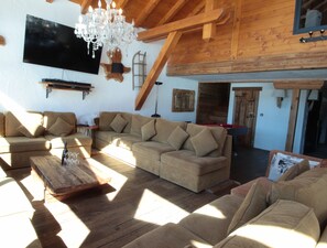 Smart TV, video games, DVD player, table football