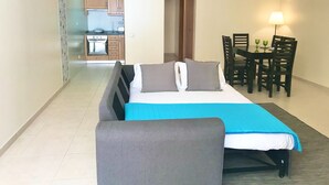 2 bedrooms, iron/ironing board, Internet, bed sheets - Falésia Beach Apartment (Faro)
