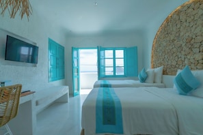 Deluxe Room | Desk, free WiFi, bed sheets - Loccal Collection Hotel (Labuan Bajo)
