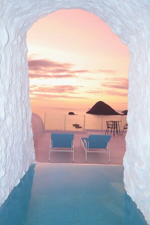 Exterior - Loccal Collection Hotel (Labuan Bajo)