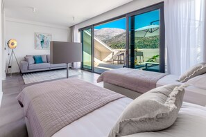 4 bedrooms, in-room safe, iron/ironing board, travel cot