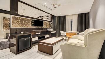 Premium Double Room | In-room safe, desk, free WiFi, bed sheets
