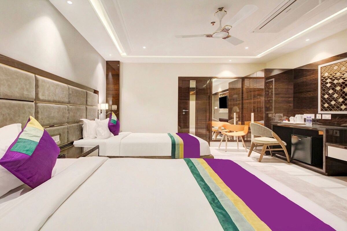 In-room safe, desk, free WiFi, bed sheets