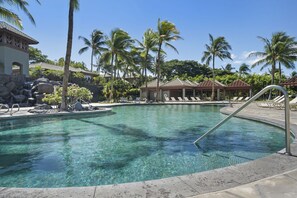 Pool - Beautiful Spacious 2 bedroom Townhome at Mauna Lani! With A/C and WIFI! (Kamuela)
