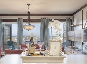 Dining - 3823 Sand Dollar House - Oceanfront on the Beach (Moss Landing)