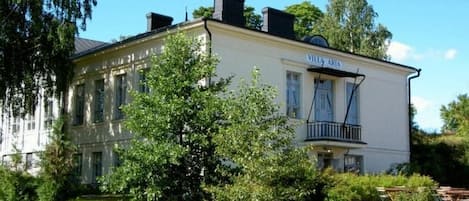 Fachada da propriedade