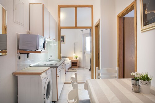 Center groundfloor A4 apartment Kuzmanić