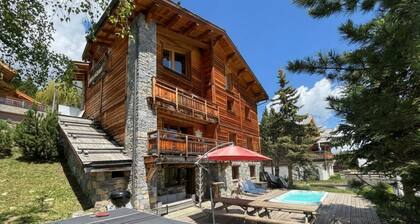 CHALET SLEEPS 18 POOL JACUZZI CINEMA ROOM SLOPE AND MOUNTAIN VIEWS