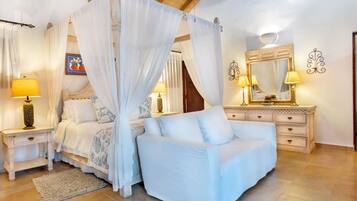 Villa | 5 bedrooms, iron/ironing board, free WiFi, bed sheets