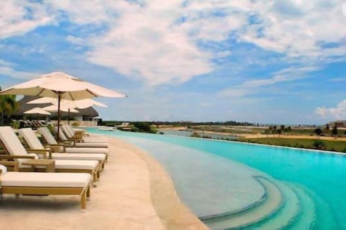 Golden Bear Lodge and Spa