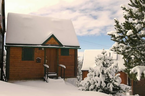 Ideal summer and winter chalet with garden and terrace