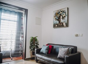 Apartment | Living room | 30-inch TV with digital channels - Stunning 2-bed Apartment in Dar es Salaam (Dar es Salaam)