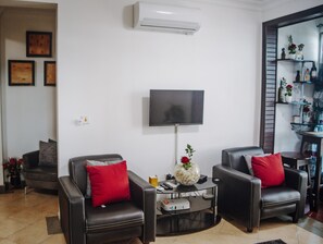 Apartment | 2 bedrooms, iron/ironing board, free WiFi, bed sheets - Stunning 2-bed Apartment in Dar es Salaam (Dar es Salaam)
