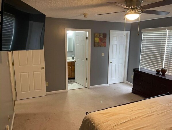 3 bedrooms, WiFi