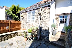 Exterior - 2 Bed in Croyde (oc-smithc) (Croyde)