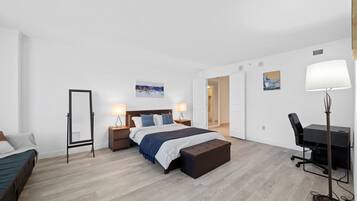 4 dormitorios, escritorio, tabla de planchar con plancha y wifi