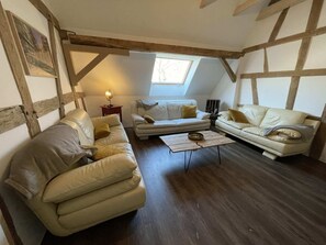 Smart TV, table football, ping pong, books