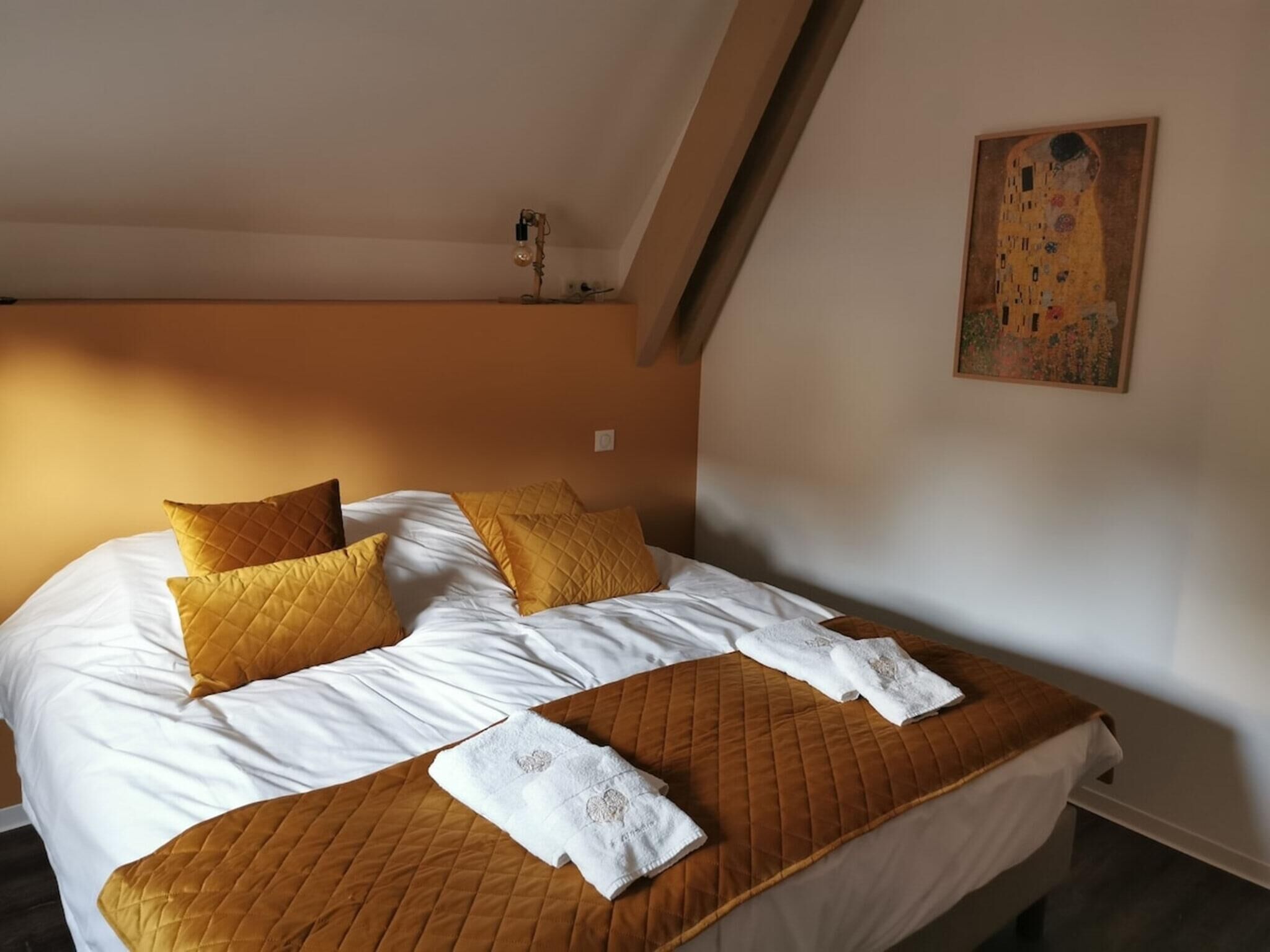 6 chambres, fer et planche à repasser, lit parapluie, Wi-Fi gratuit