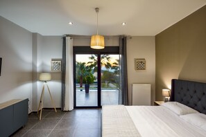 Villa | 4 Schlafzimmer, Zimmersafe, Schreibtisch, laptopgeeigneter Arbeitsplatz