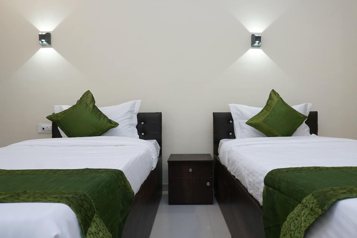 Standard-Doppelzimmer | Schreibtisch, kostenloses WLAN, Bettwäsche