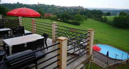 Calme Mais pas Isolée et Quelle Vue!