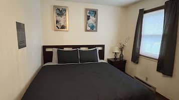 1 chambre, fer et planche à repasser, Wi-Fi, draps fournis