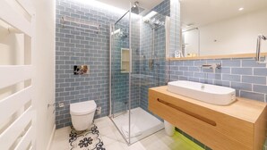 Apartment, 1 Schlafzimmer | Badezimmer