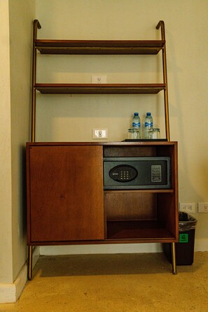 Minibar, in-room safe, desk, laptop workspace