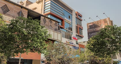 Treebo Rainbow Grand